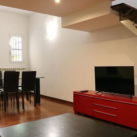 Appartement Cozy & Large Loft Famagosta à Milan Extérieur photo